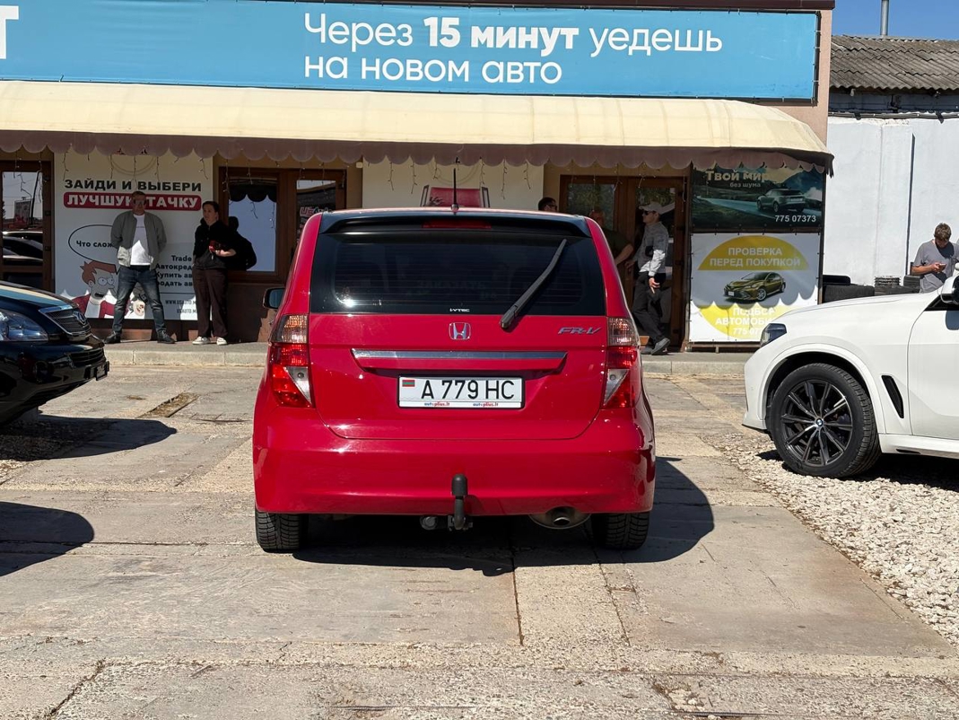Honda FR-V
