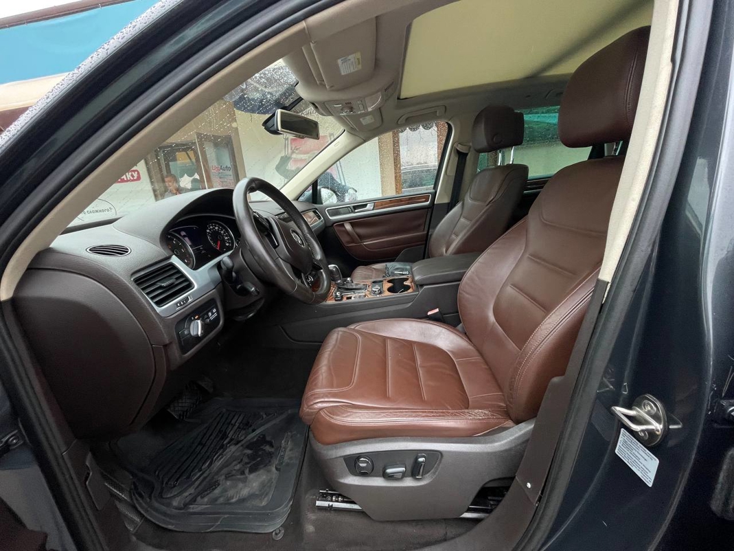 Volkswagen Touareg