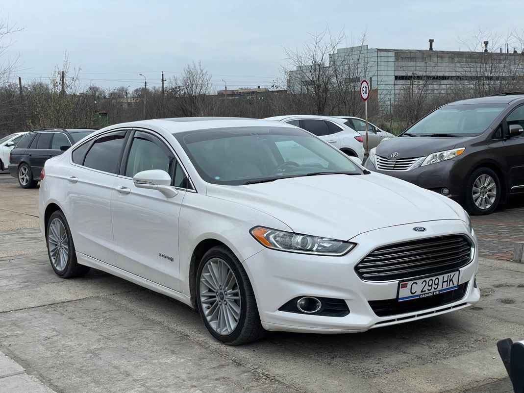 Ford Fusion Hybrid