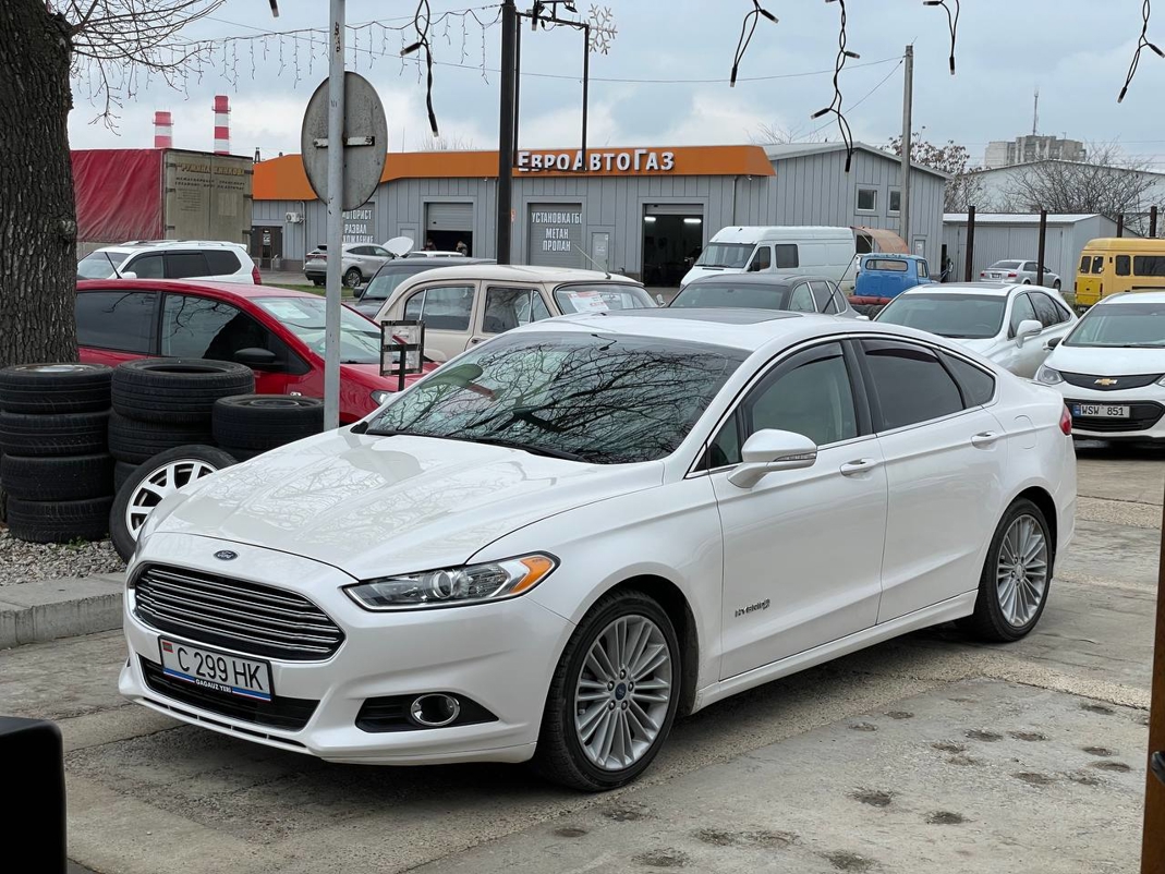 Ford Fusion Hybrid