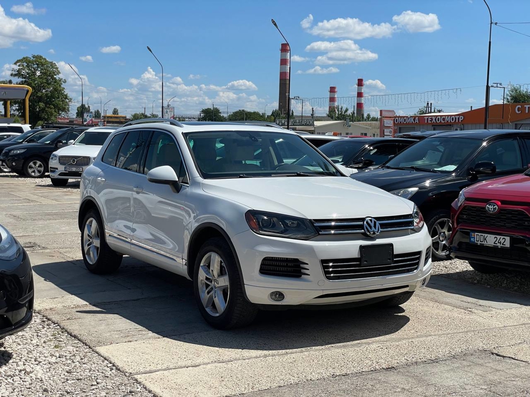 Volkswagen Touareg