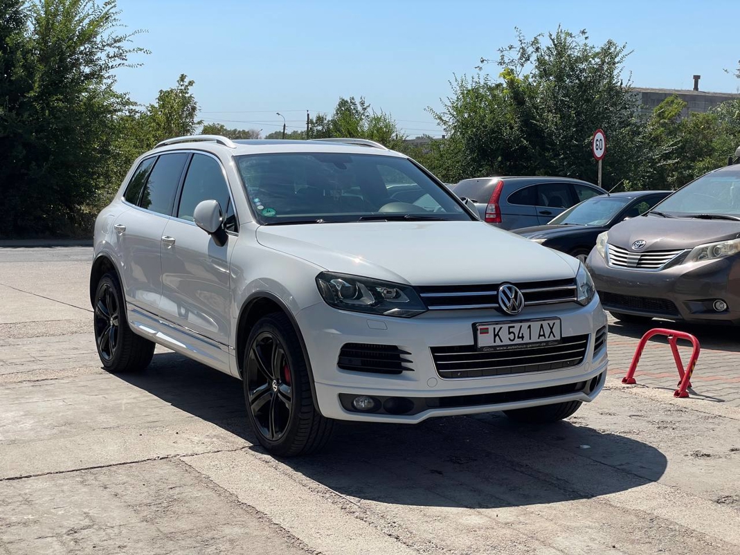Volkswagen Touareg