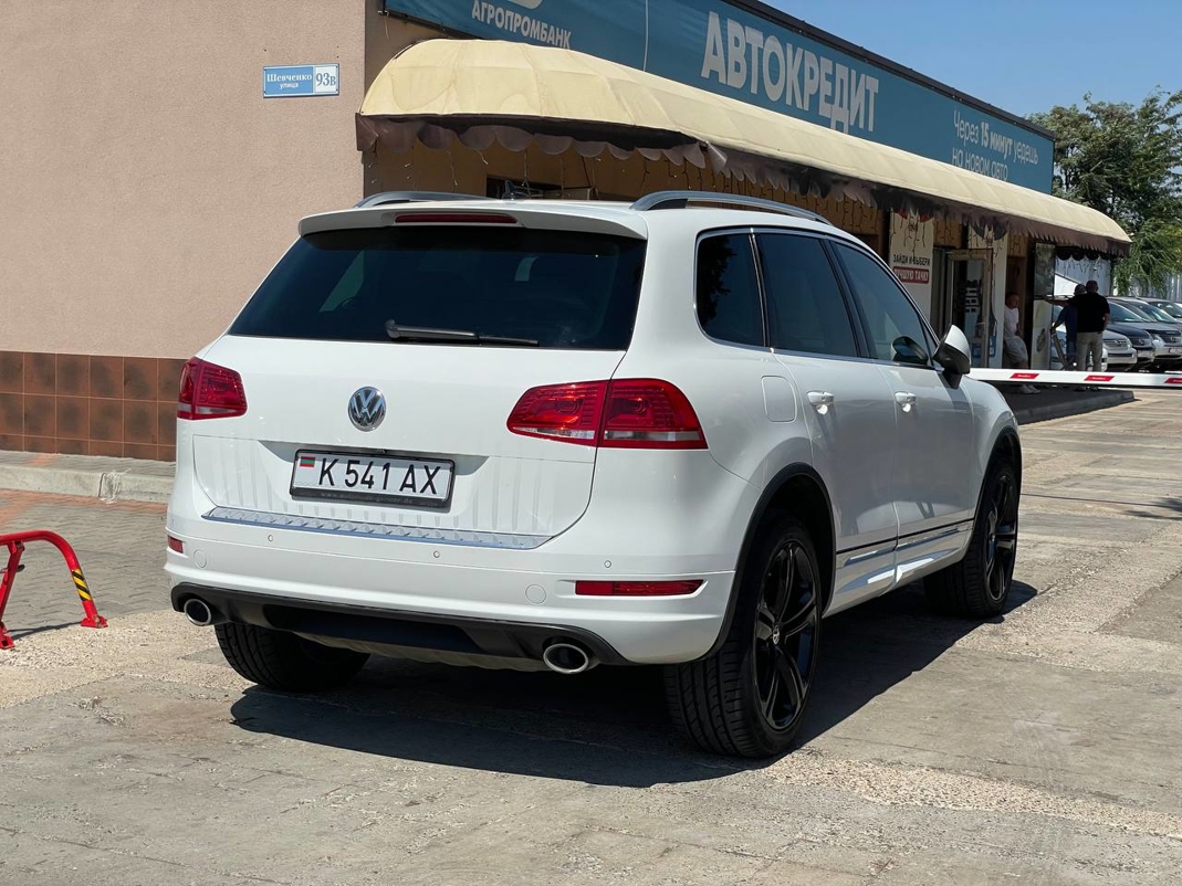 Volkswagen Touareg