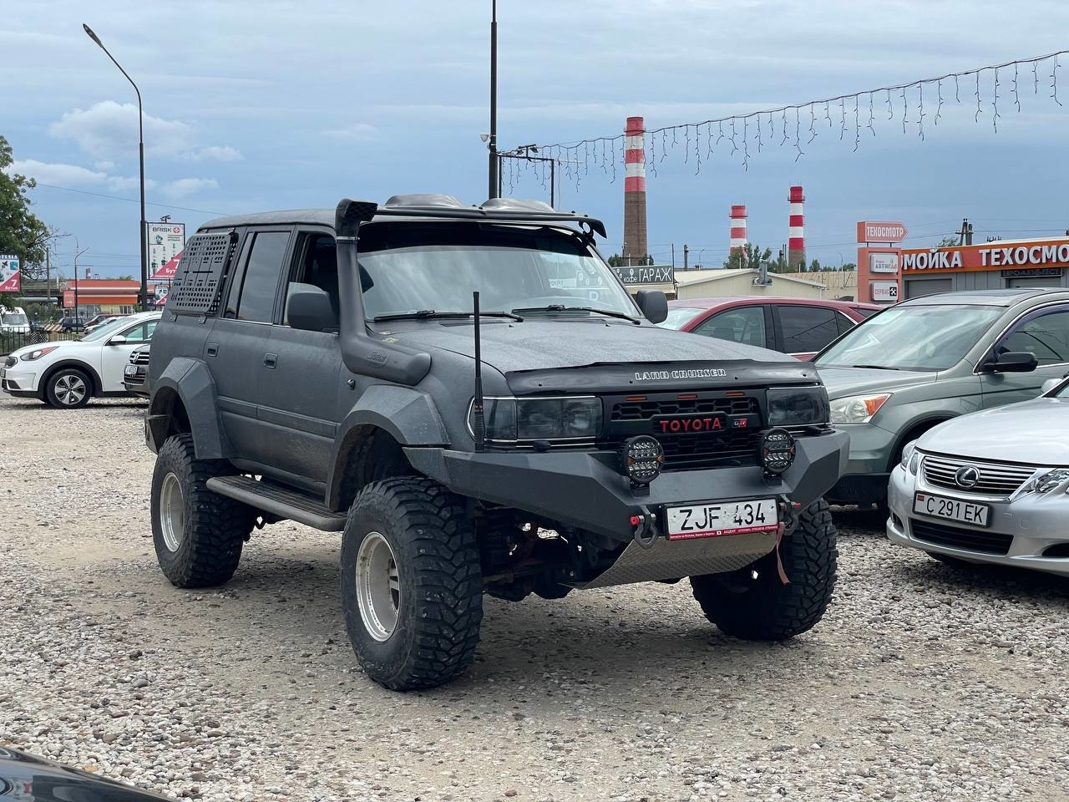 Toyota Land Cruiser 80
