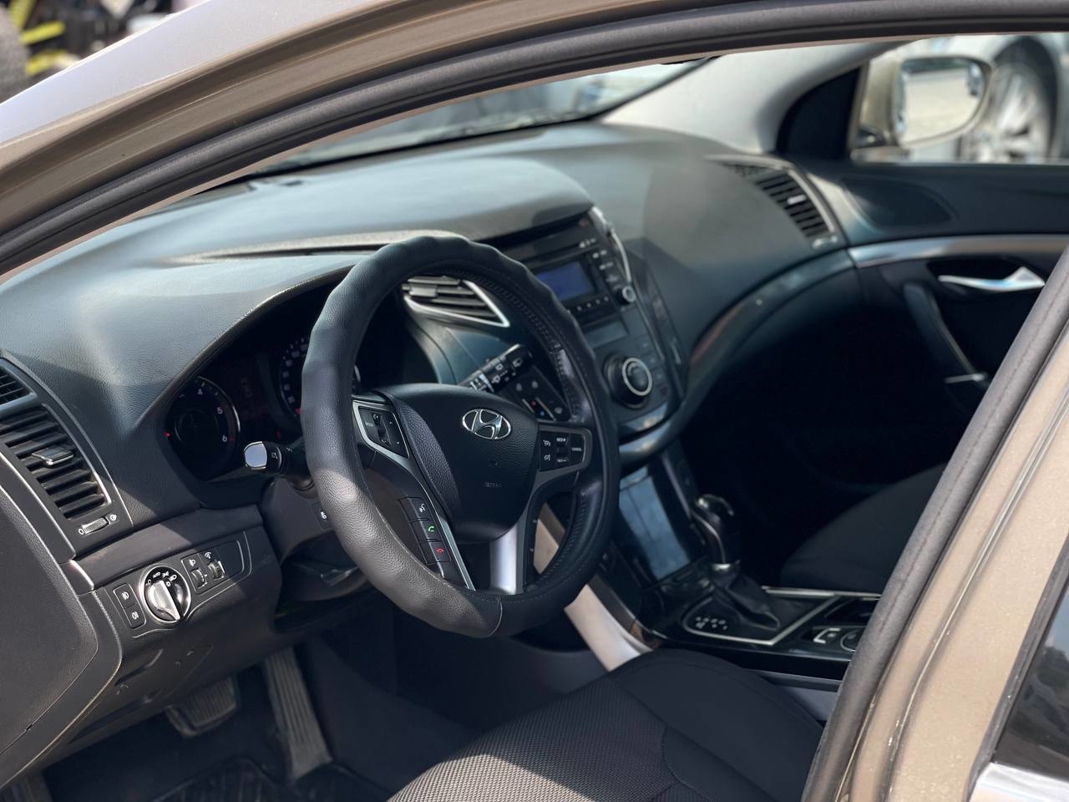 Hyundai I40