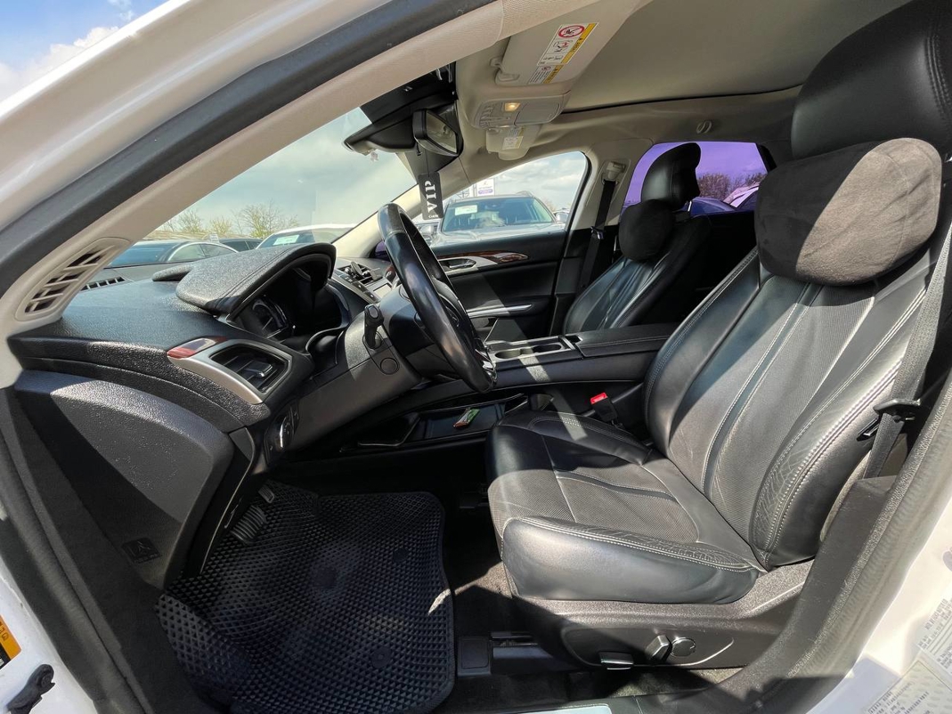Lincoln MKZ