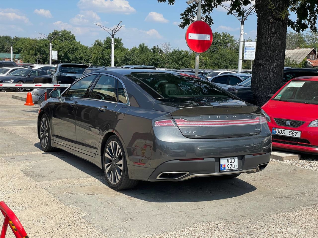 Lincoln MKZ