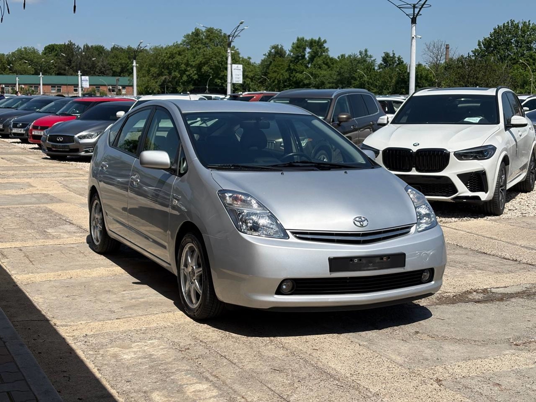 Toyota Prius 20 Hybrid