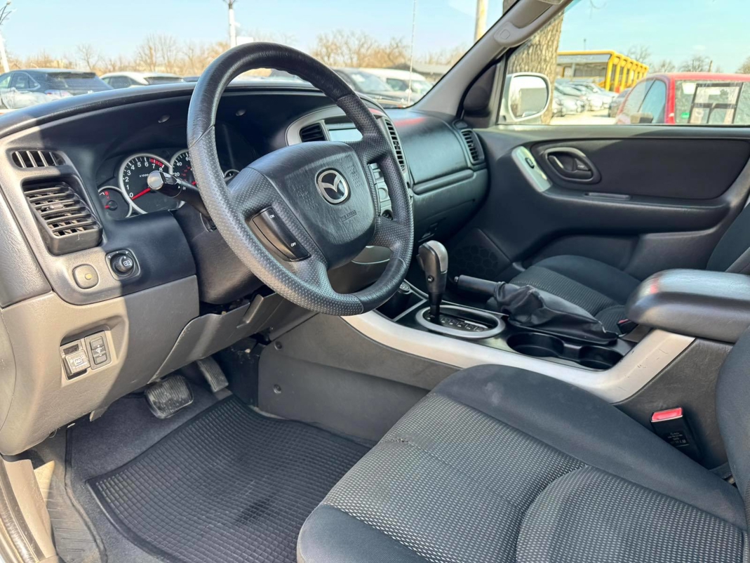 Mazda Tribute