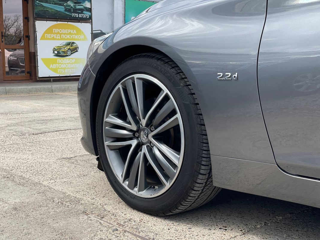 Infiniti Q50