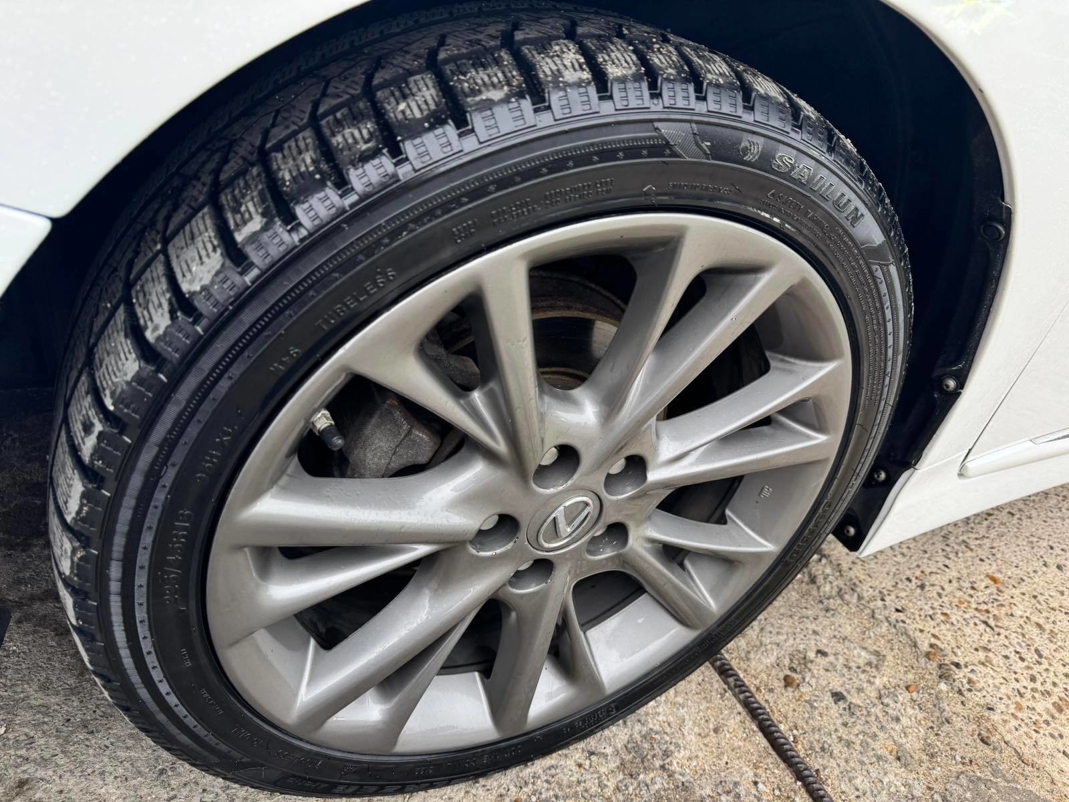 Lexus HS250h