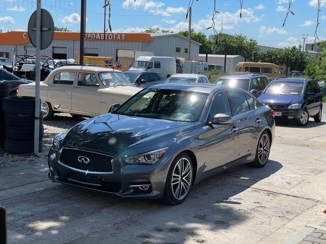 Infiniti Q50