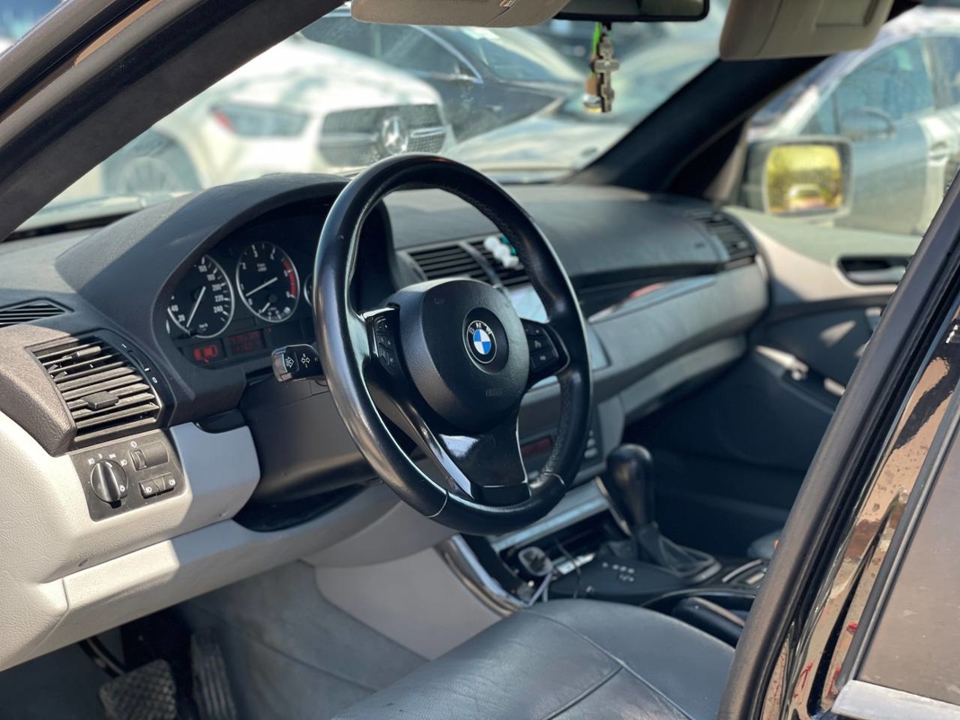 BMW X5 E53