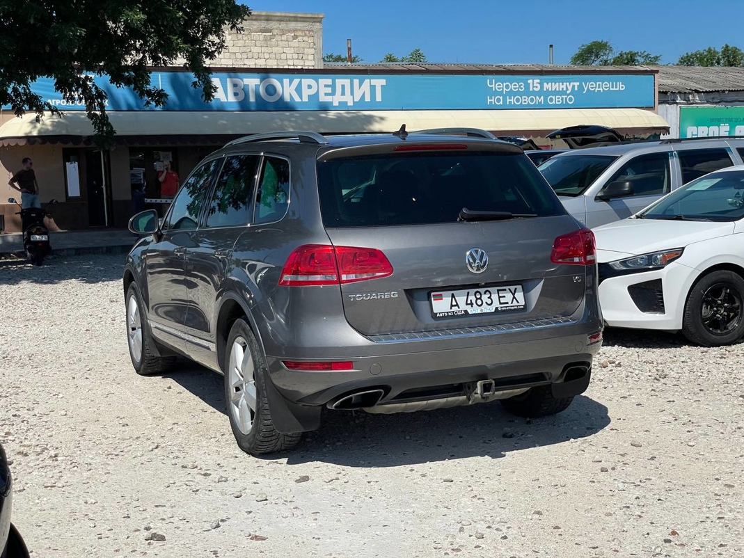 Volkswagen Touareg