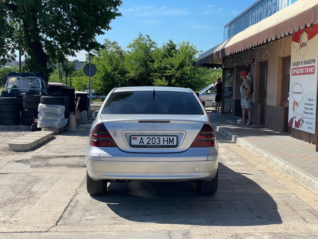 Mercedes Benz C220