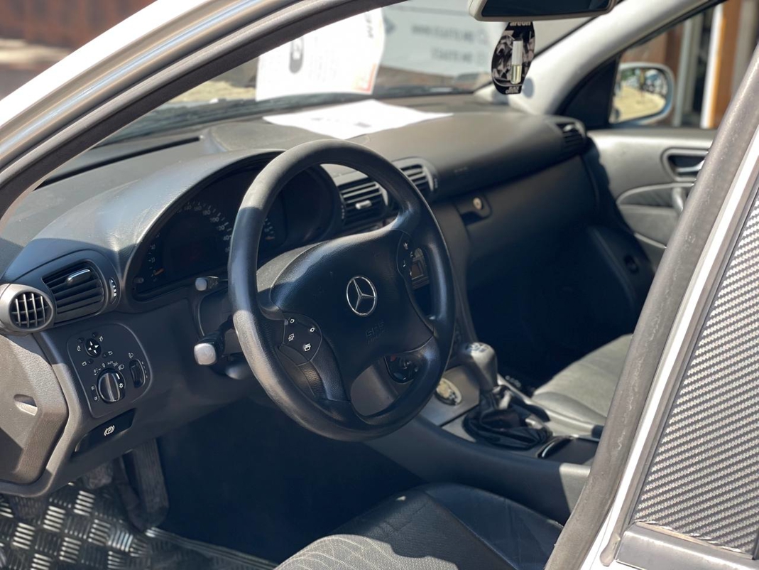 Mercedes Benz C220