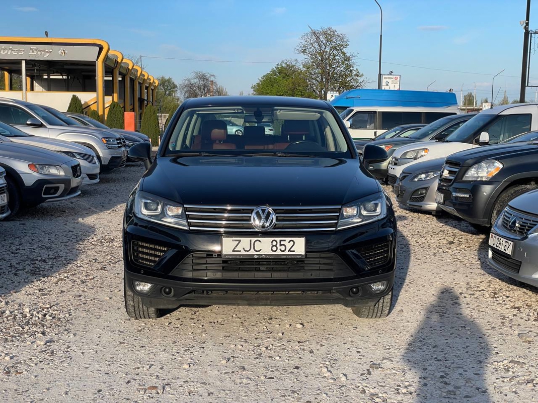 Volkswagen Touareg