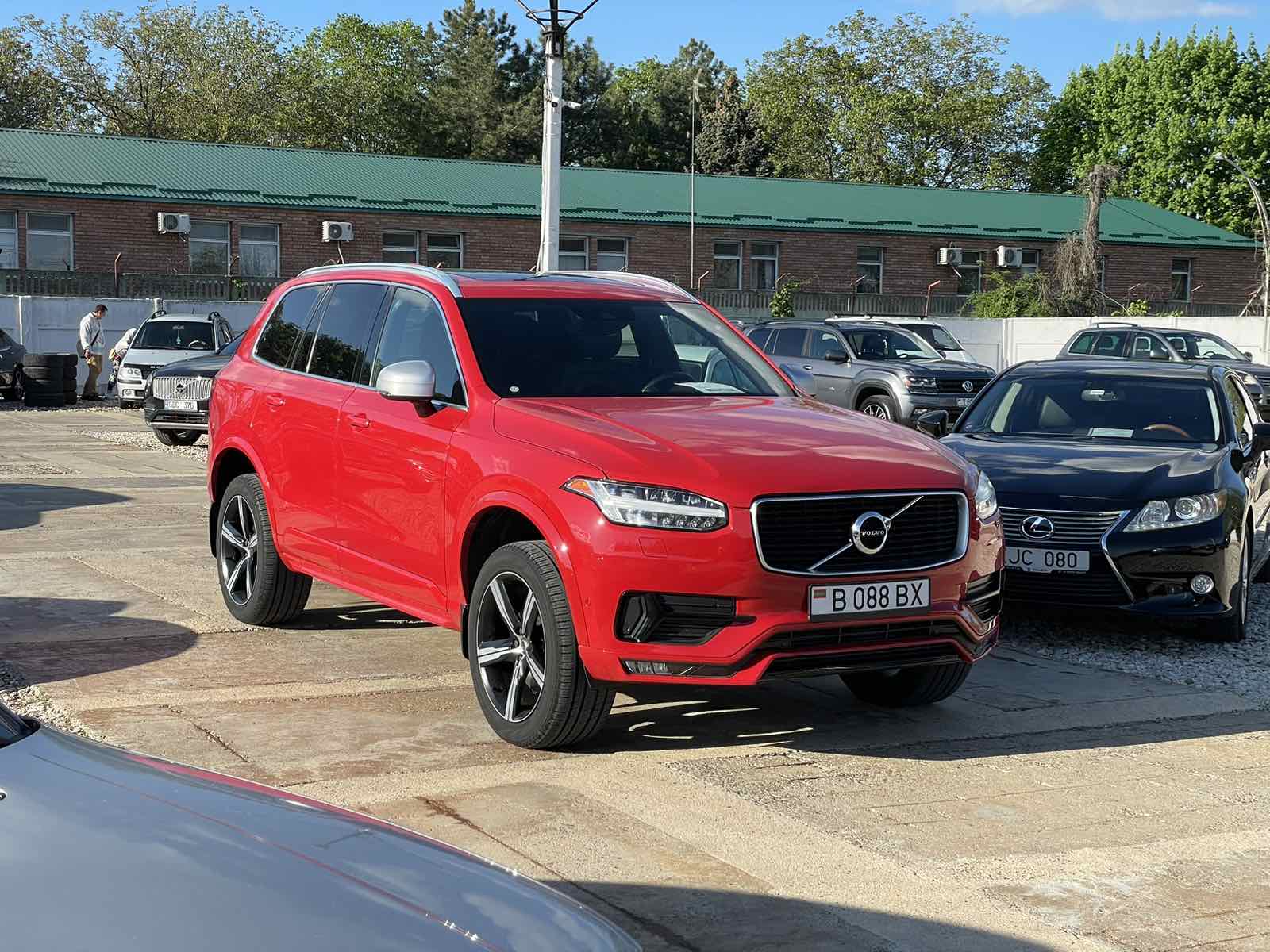 Volvo XC90 R-Design
